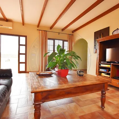 Fuerte Holiday Luxury Pool