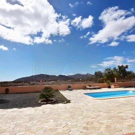 Fuerte Holiday Luxury Pool *