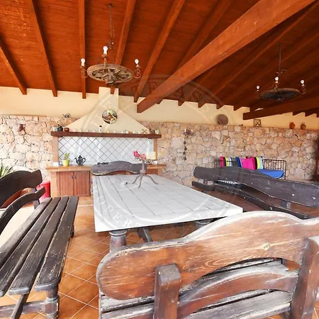 Fuerte Holiday Luxury Pool Villa *